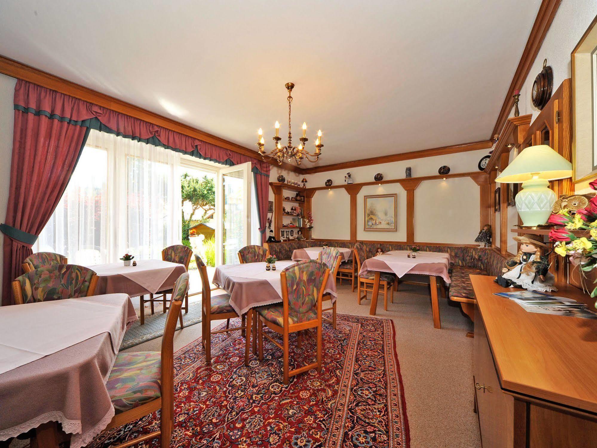 Fruehstueckspension Haus Golker Seeboden Esterno foto