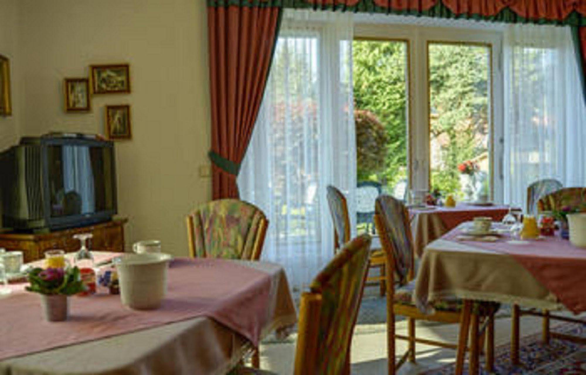 Fruehstueckspension Haus Golker Seeboden Esterno foto